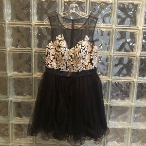 Mori Lee by Madeline Gardner NWOT Prom Dress-13/14